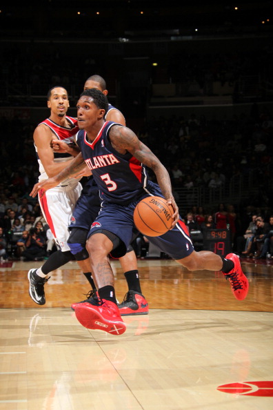 尤其是上半 尤其是上半