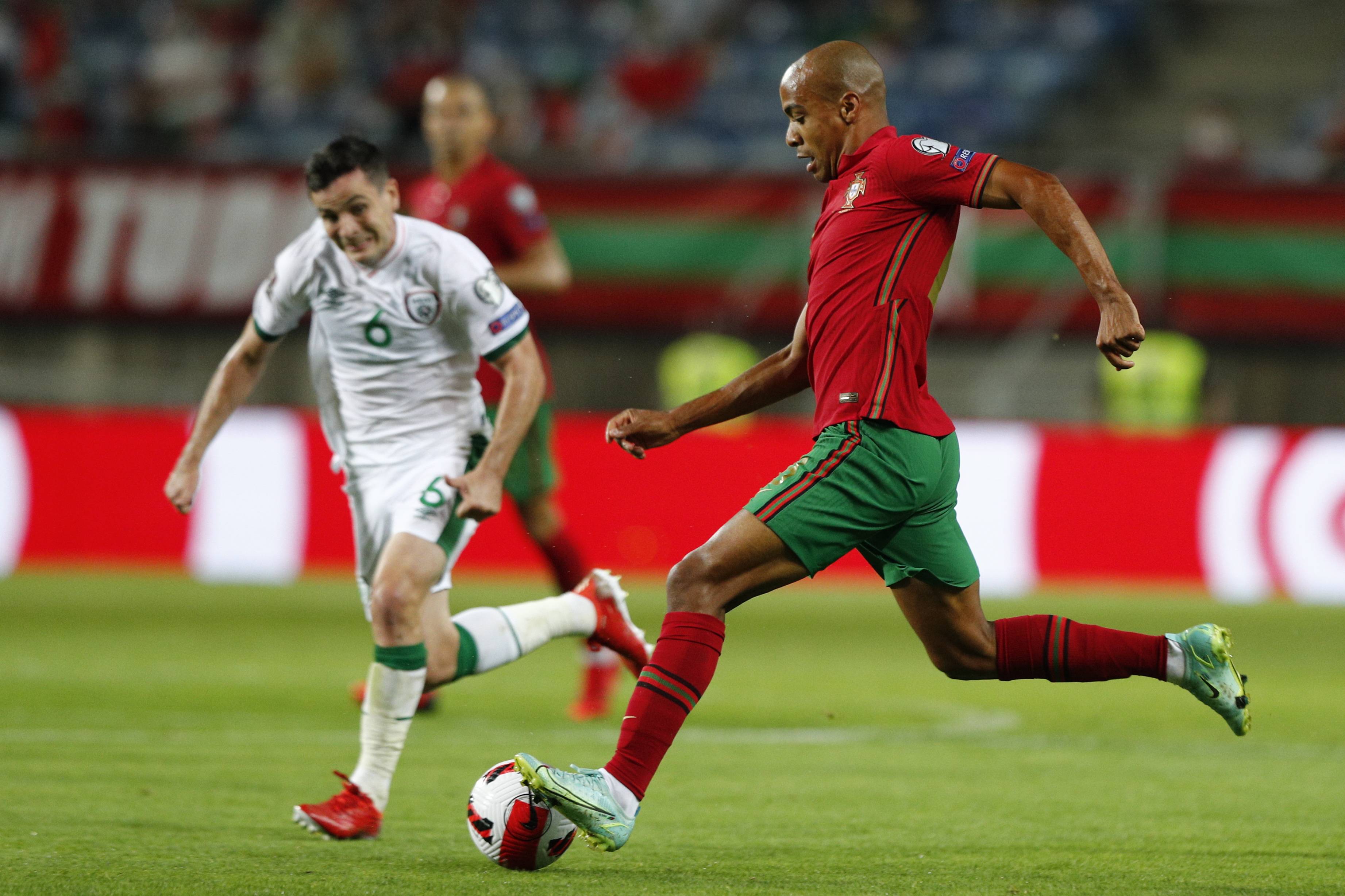 莱昂纳德 莱昂纳德