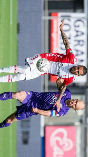 中国女子摔 中国女子摔