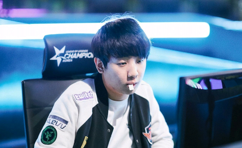 完善的青训 完善的青训