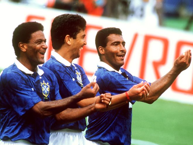 年仅54岁 年仅54岁