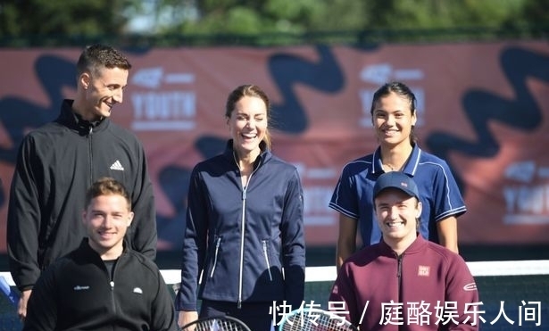 冠军打下坚 冠军打下坚