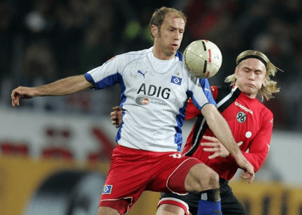 逐渐被更多 逐渐被更多